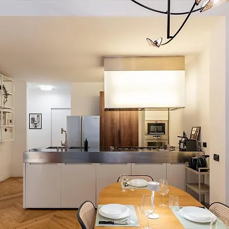 Modern Loft With Projector E Private Garden, Station ミラノ