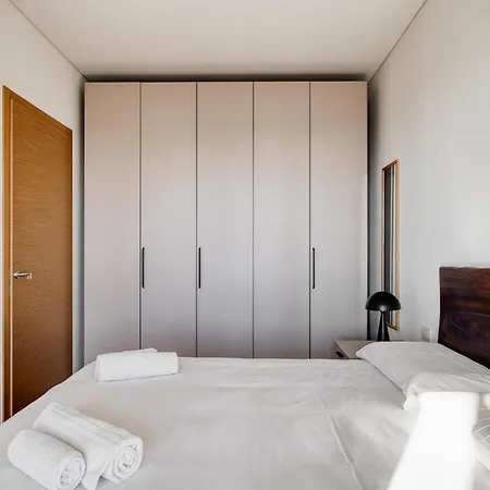 Apartment Giaxtower Palestra & Piscina Pure Living Milan