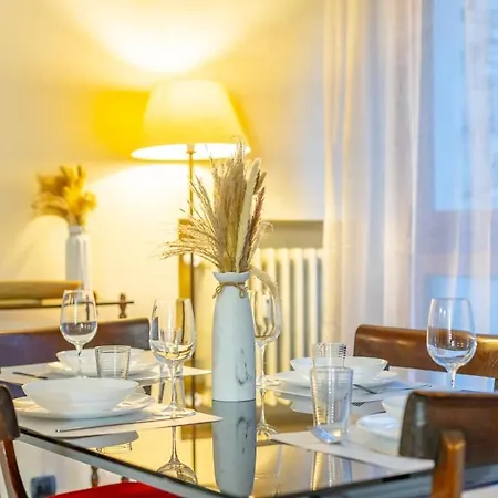 아파트 - Spacious And Bright Apartment, Elegant Area 밀라노