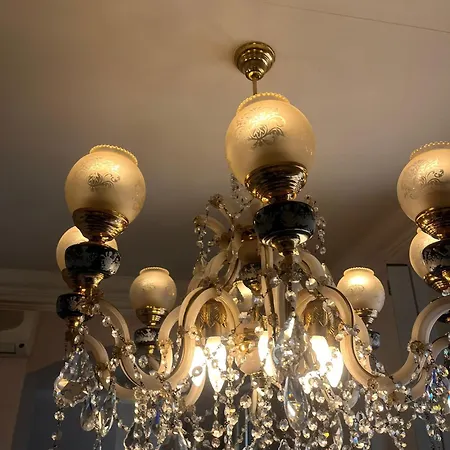 Chandelier - Center Appartement Milaan