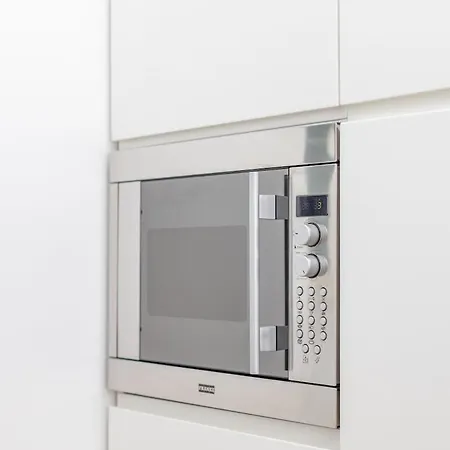 Terrazza Di Lusso In Porta Venezia, 1bdr Con Ac מילאנו
