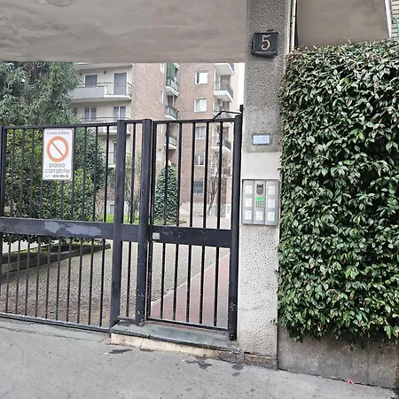 La Musa Di Dante Daire