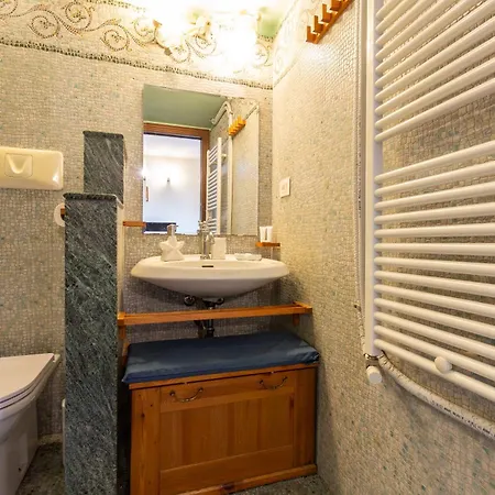 I-host - Unique Two-level In Apartmán