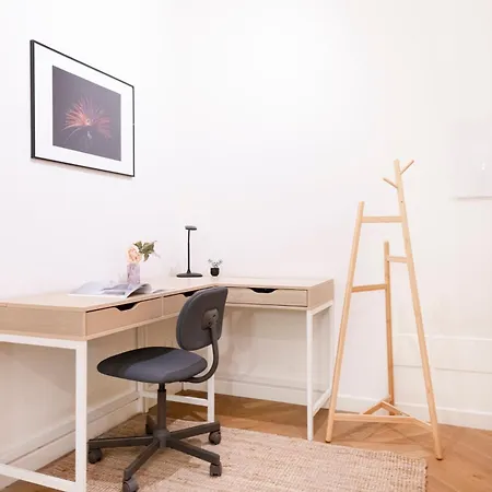 Easylife - - San Gregorio 3 F - P Venezia * Milano