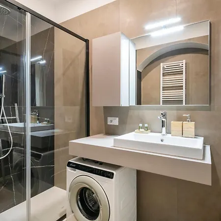- Elvezia 26 - Sarpi Apartment Milan