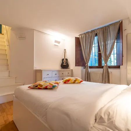 Porta Venezia - Confortevole Con Wifi E Ac Daire Milano