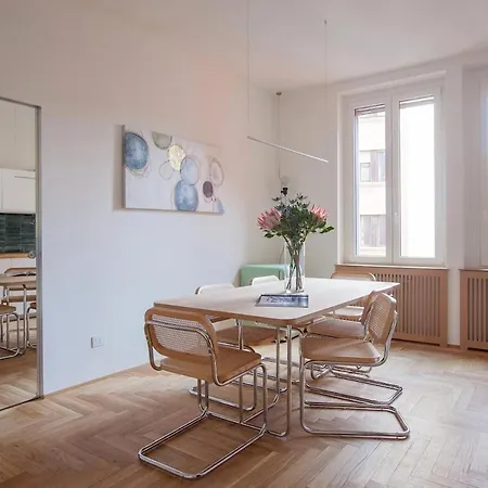 Apartmán Hacca Collection - Luxury 3br Center