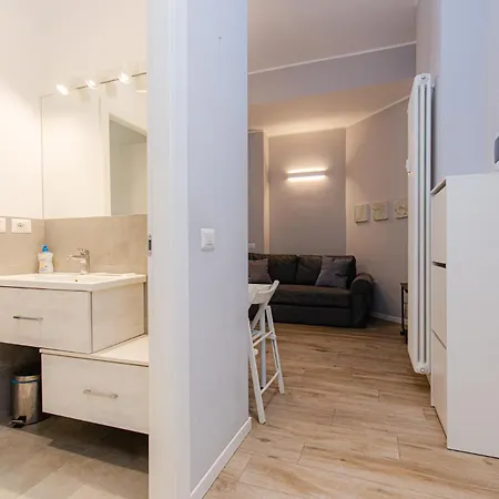 Repubblica Flat Milan