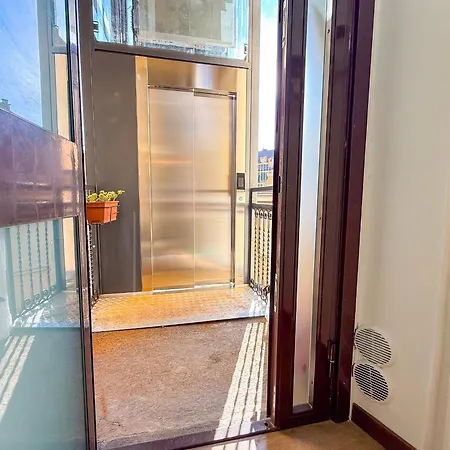 Via Torino Heart -apartment In The Heart Of Milano