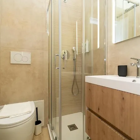 Апартаменты Elegant In The Center With Smarttv Wifi Милан