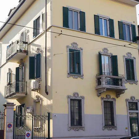 Apartment Open Space Con Veranda A Citta Studi *