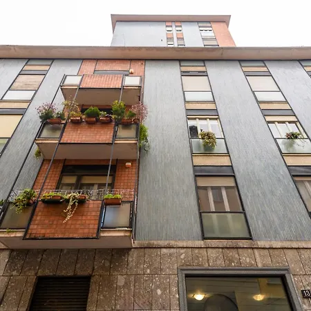 Апартаменты Gian Giacomo Mora, 13 Raffinato Monolocale In Centro *