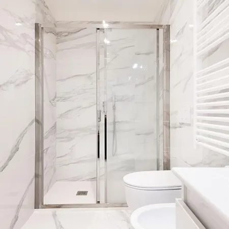 Easylife - - San Gregorio 3 F - P Venezia *
