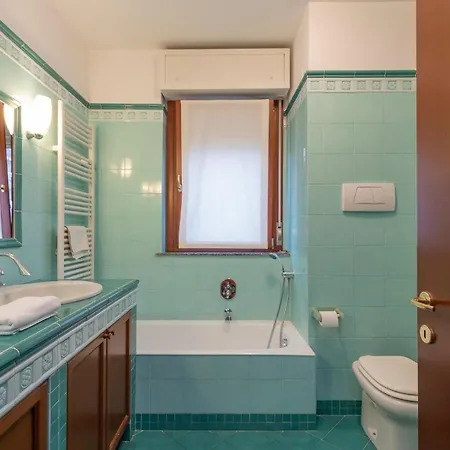 Apartamento Metro 4 Spacious And Bright Three-room