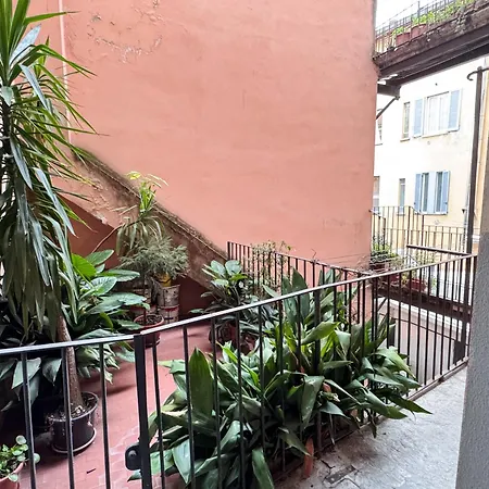 Corte Di Mi - Station & Loreto, *