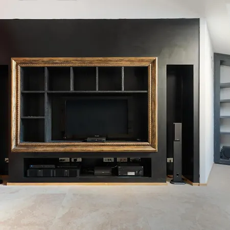 アパート Guesthost - 500sqm Luxury With Spa, Gym, Terrace, Game & Garage *