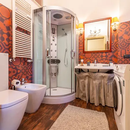 Duomo Elegant Retreat - Spacious 120 Sqm Up To 5 - 3 Min Walk To Duomo