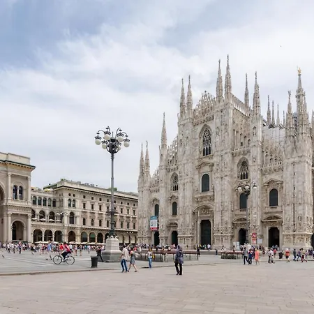 Open Space Con Veranda A Citta Studi Mailand