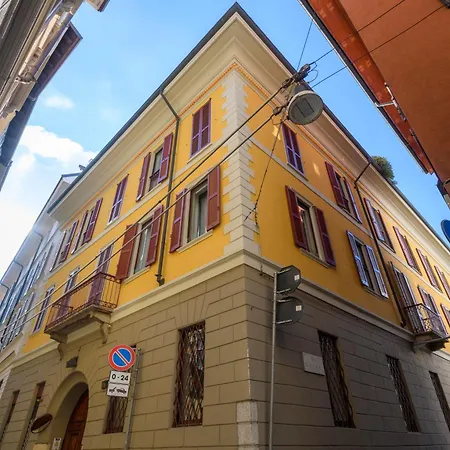 Borromei, 11 - Eleganza In Pieno Centro 아파트 밀라노