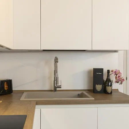 Apartamento Artstay - San Raffaele, Near Metro M1, Ac Milán