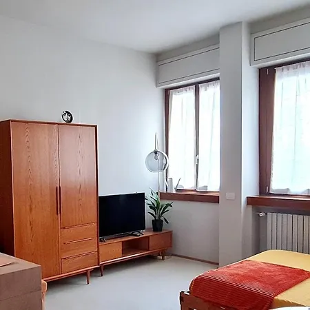Apartment Modern Loft A Few Stops From The Center Mailand