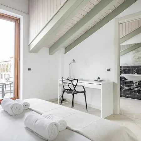 Apartment Easylife - - C Italia 68bp5 - P Ticinese *