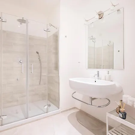 Easylife - - Poerio 31 - Porta Venezia Appartamento