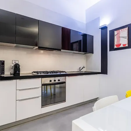 M25 - Garage Loft * Milán
