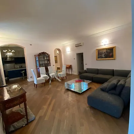 Chandelier - Center Appartement *