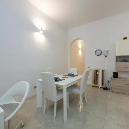 I-host - Cozy 1br In Porta Romana 아파트 *