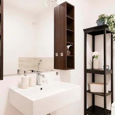 Easylife - - Poerio 31 - Porta Venezia *