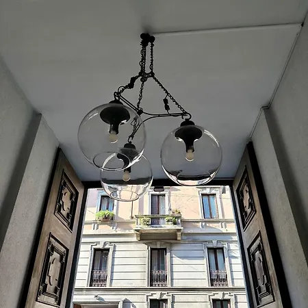 Sandrix - Stylish And Exclusive In Tricolore Apartmán Milán