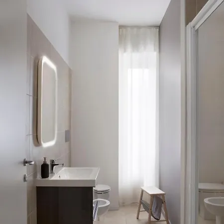 Up To - Residenze M6-m6a *
