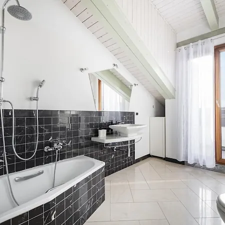 Easylife - - C Italia 68bp5 - P Ticinese Appartamento *