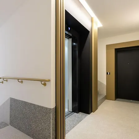 Apartament Le Corti Segrete. Petrella Mediolan