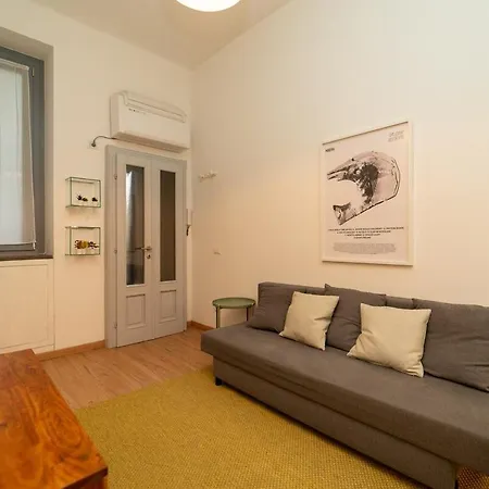 The Artist's Nest - On The Navigli Apartman