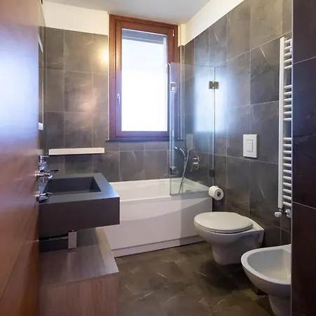 Sky Garden - Private Garage Apartmán Milán