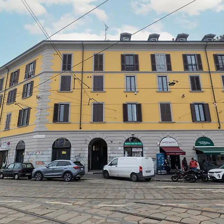 Design Canal Navigli View Апартаменты