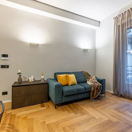 Luxury Modern Near Duomo - Exclusive & ミラノ