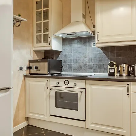 Appartement Easylife - - Settembrini 45 -