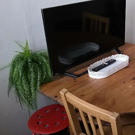 Mondrian's Flat In - Cadore V Giornate - Metro M4 Dateo Apartament Mediolan