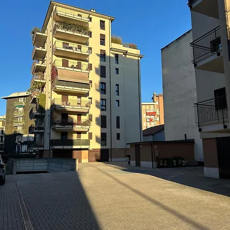 Rhofiera Sansiro Viale Certosa Area Апартаменты Милан