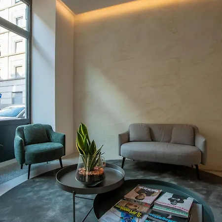 Appartement Le Corti Segrete. Petrella Milaan