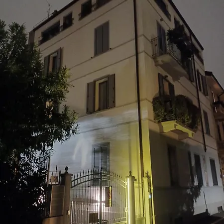 California Suite, Zona Tortona-solari-citylife, Un'oasi Nel Centro Di Appartamento Milano