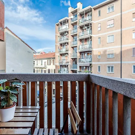 Apartment Porta Romana Living - Near Metro Station By Innstay