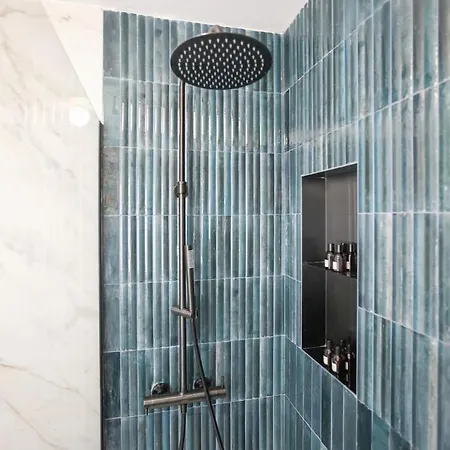 Hacca Collection - Luxury 3br Center Apartmán *