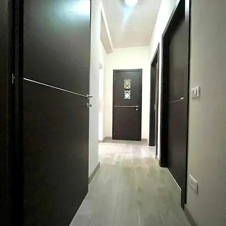 Guesthost - Balcony Flat X3 Linate Airport Mm4 Daire Milano