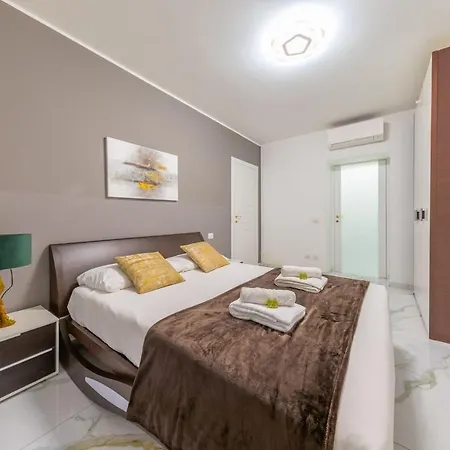 Porta Venezia 6 Posti Letto, Ampio Con Wifi Mediolan