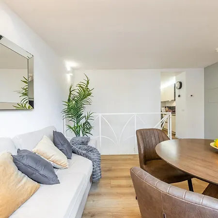 Colonna Lovely Loft - 10 Min Duomo - Buonarroti M1 밀라노