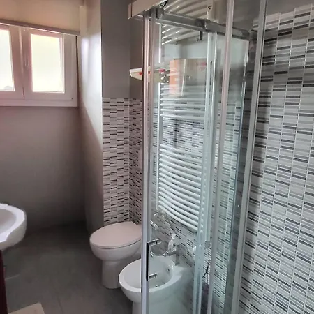 Grazioso Zona Mecenate - S.giulia